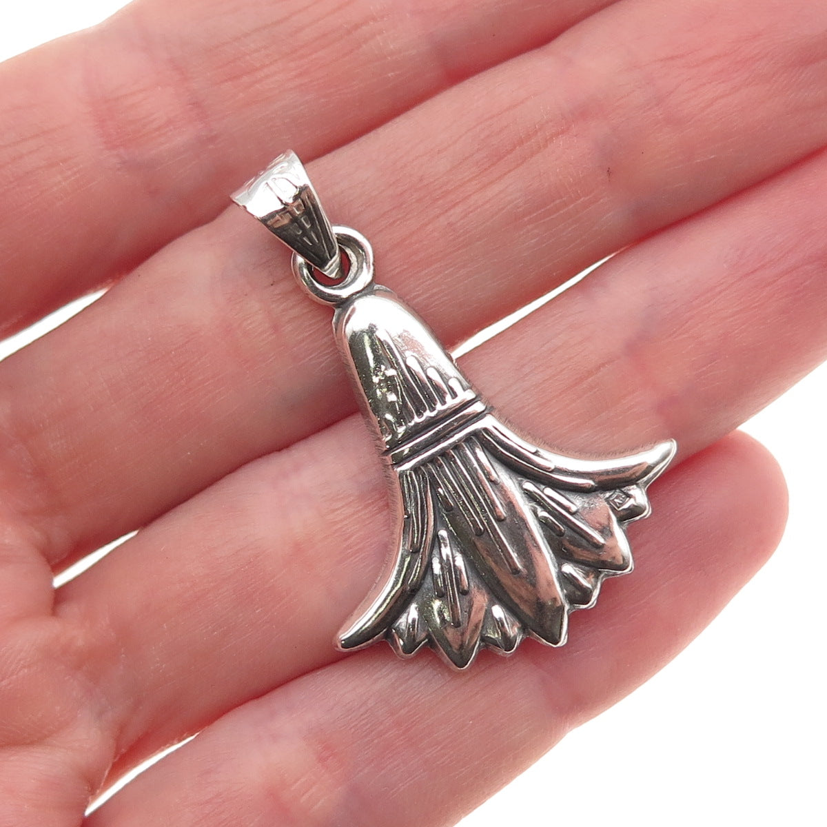 800 Silver Vintage Egyptian Lotus Flower Oxidized Charm Pendant