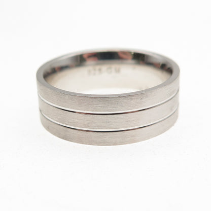 925 Sterling Silver Lined Band Ring Size 8.25