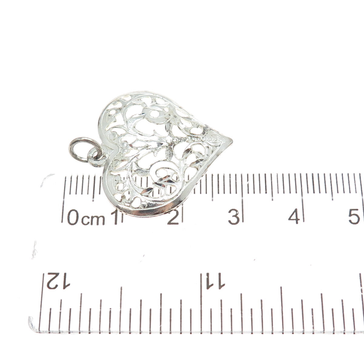 LISA LEE CREATIONS 925 Sterling Silver Vintage Floral Heart Charm Pendant