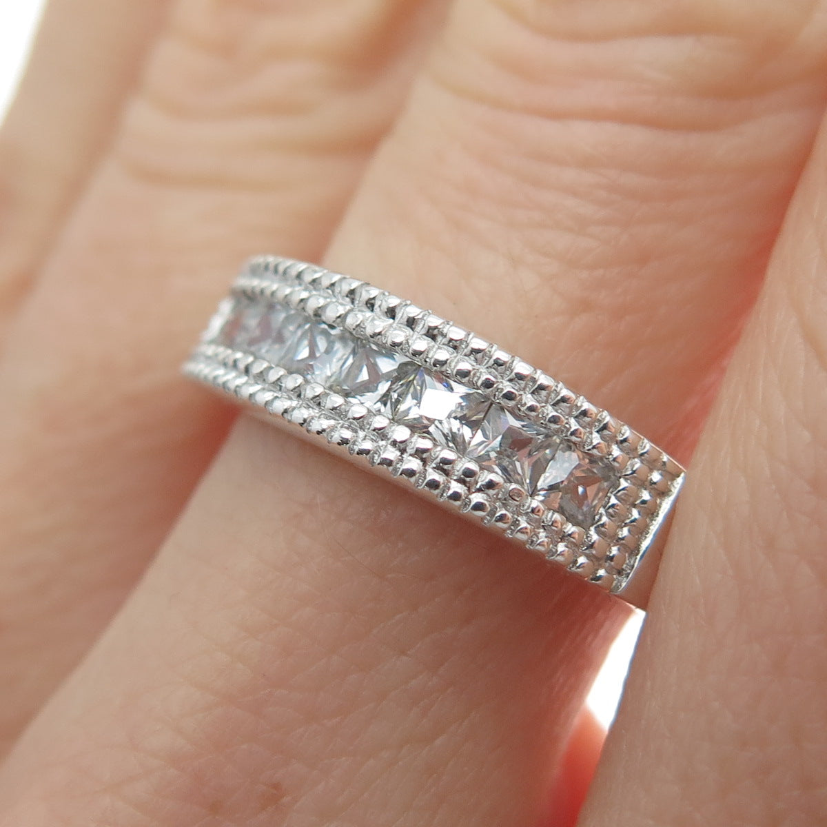 NEVADA 925 Sterling Silver Princess-Cut C Z Half Eternity Band Ring Size 8.25
