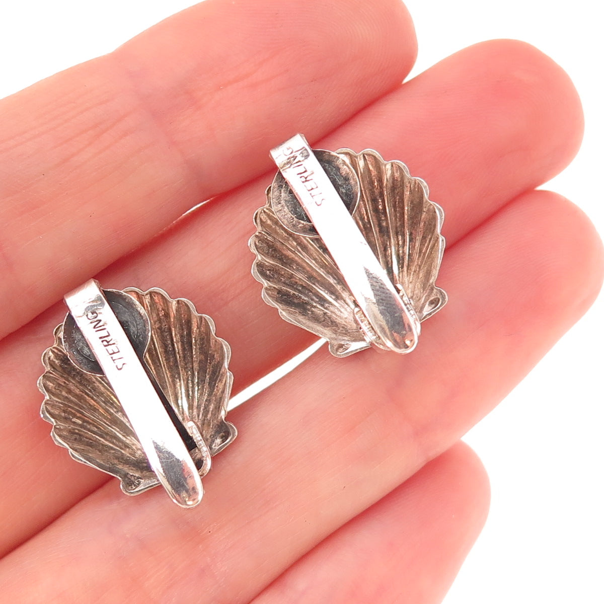 925 Sterling Silver Antique Art Deco Seashell Oxidized Clip On Earrings