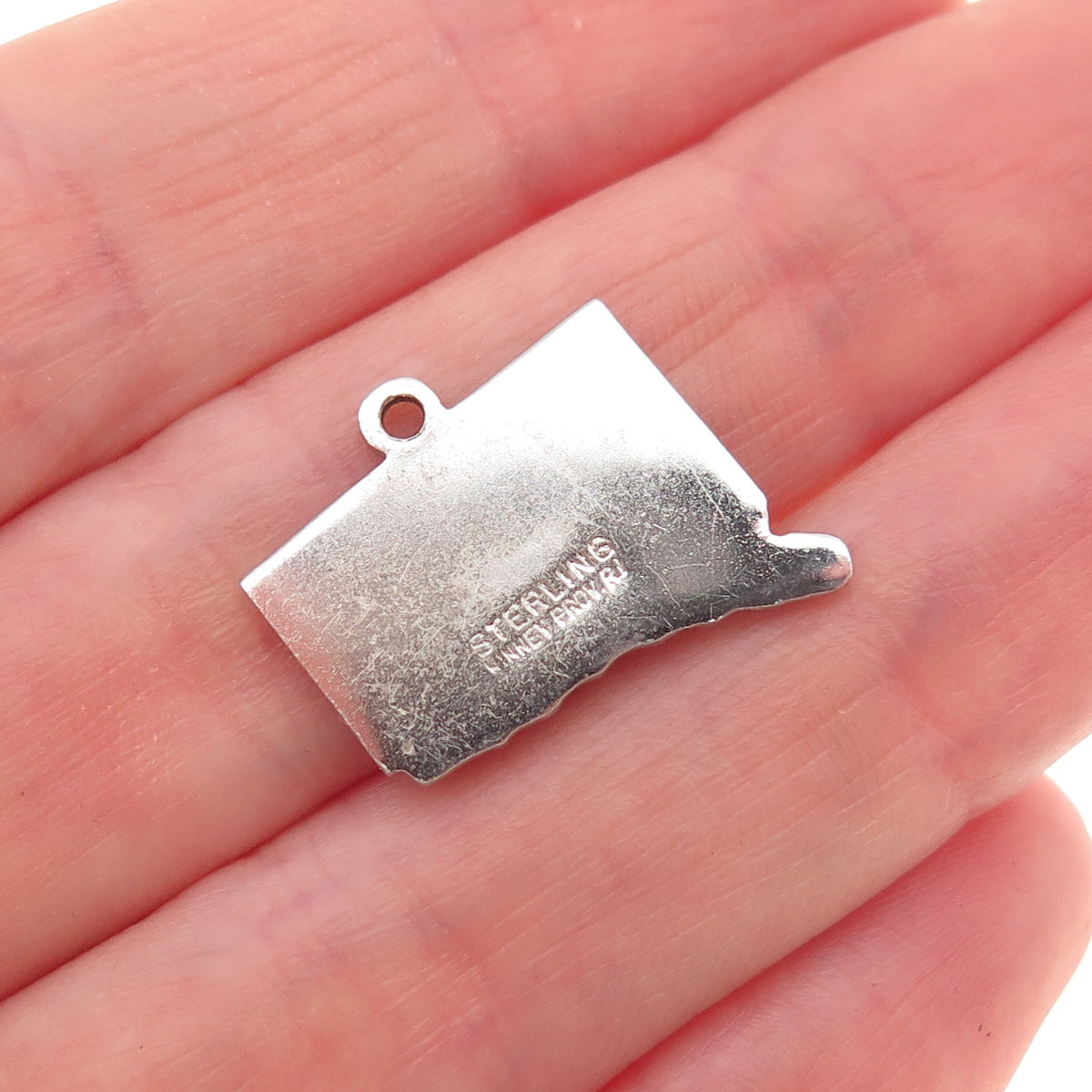 Kinney 925 Sterling Silver Vintage Connecticut State Map Mini Charm Pendant