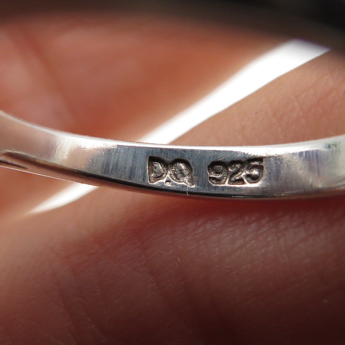 925 Sterling Silver Vintage C Z Modernist Heart Ring Size 7.25
