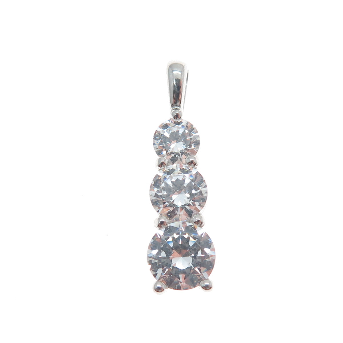 JCM JACMEL MAURITIUS 925 Sterling Silver Round-Cut Graduated C Z Mini Pendant