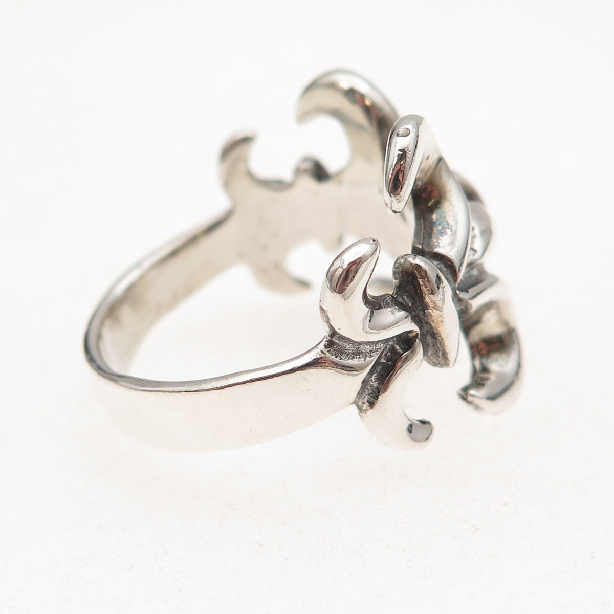 925 Sterling Silver Vintage Fleur de Lis Oxidized Ring Size 11.5