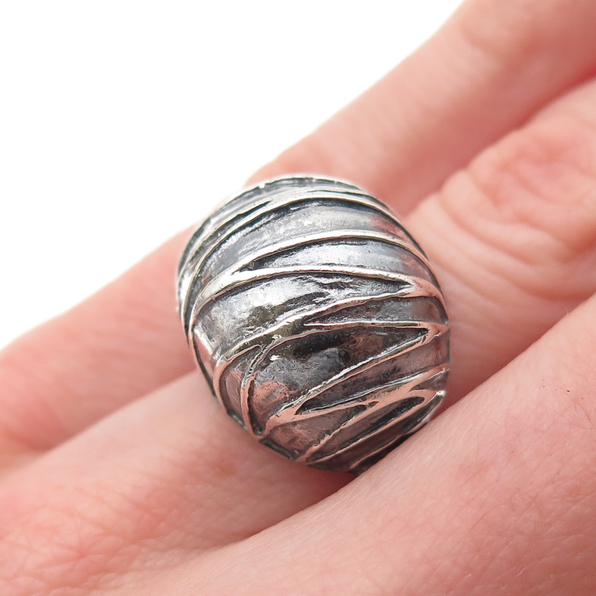 925 Sterling Silver Vintage Modernist Dome Oxidized Ring Size 5.25