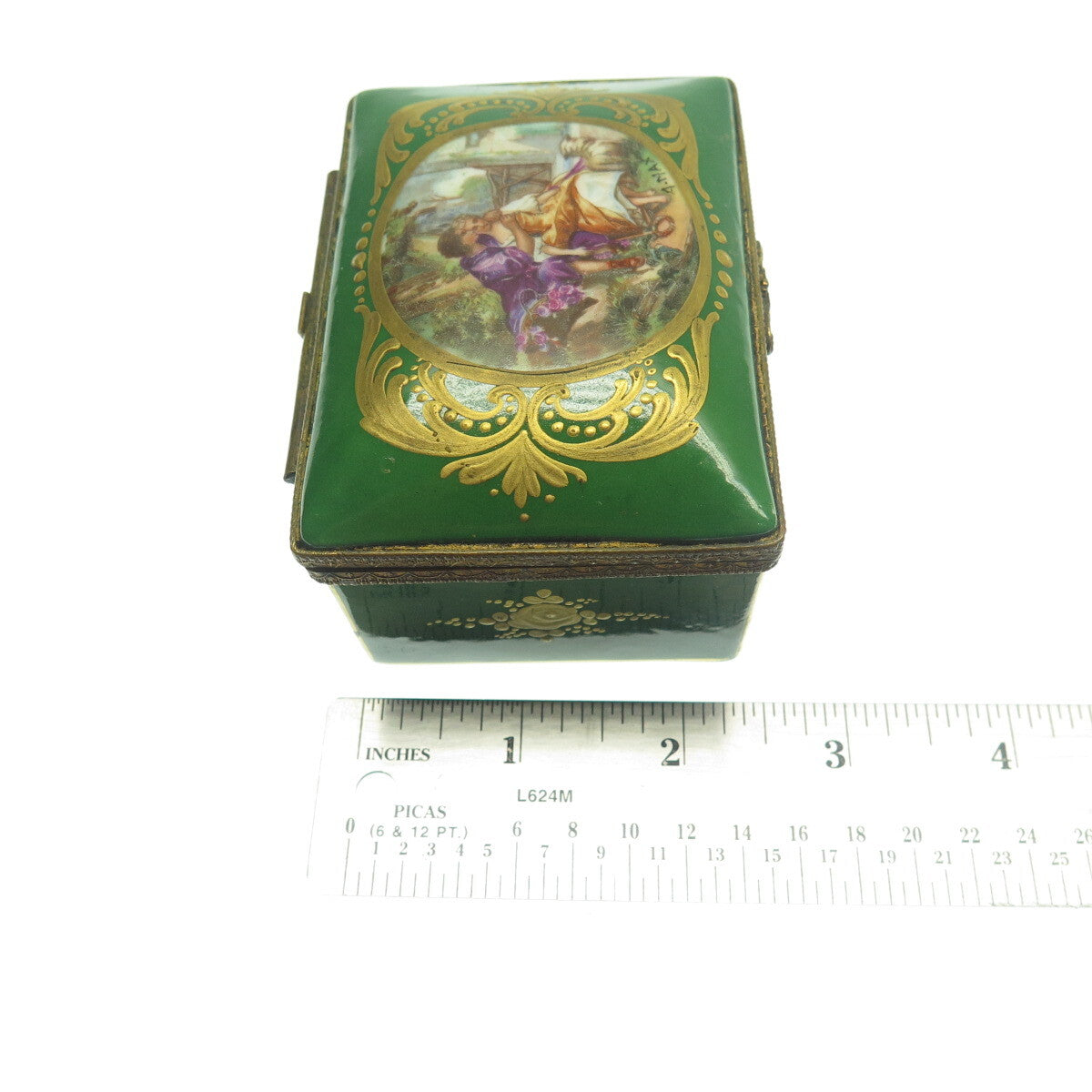 SEVRES A. MAX Antique Late XIX France Hand-Painted Porcelain Couple Trinket Box