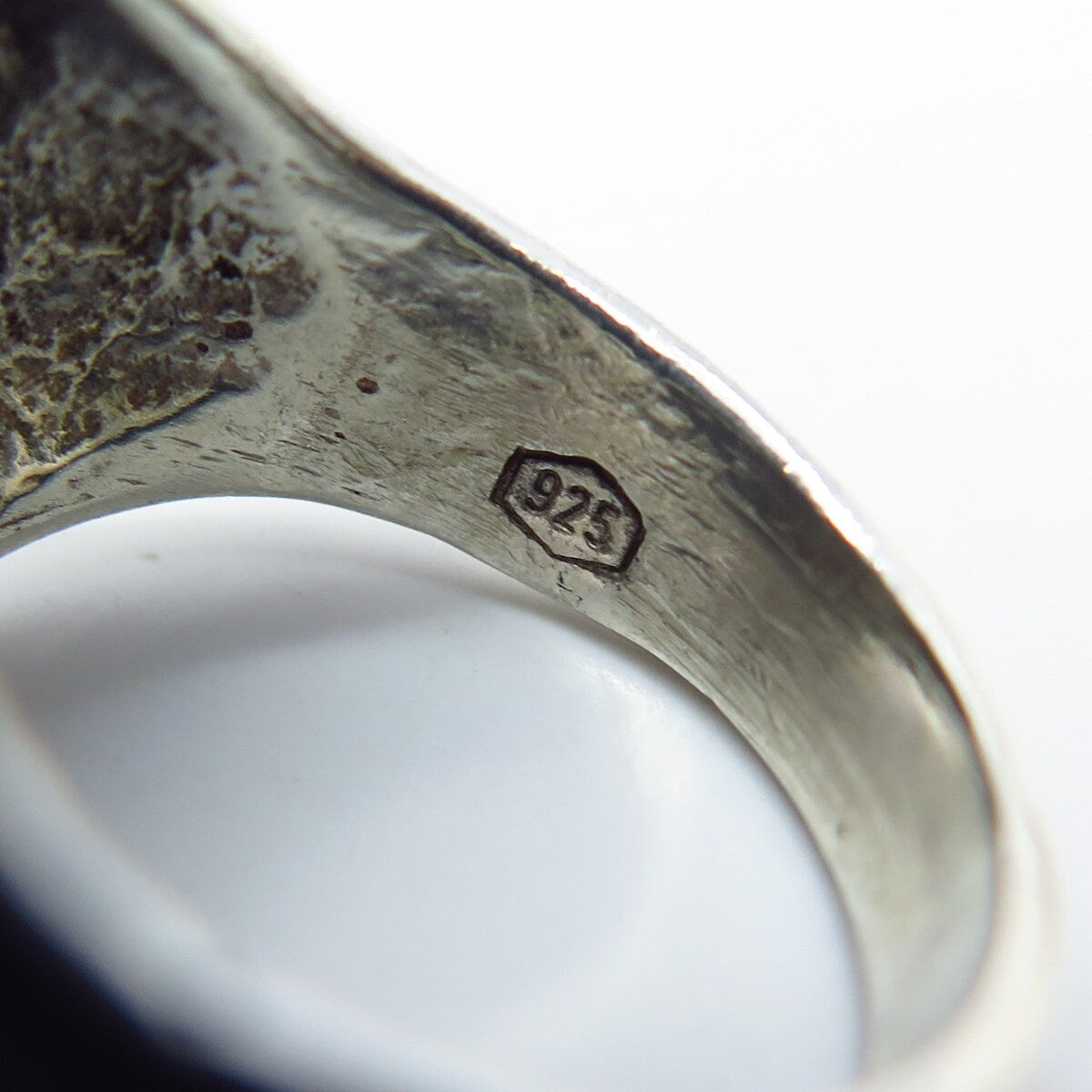 925 Sterling Silver Vintage Wrinkled Oval Ring Size 5.75