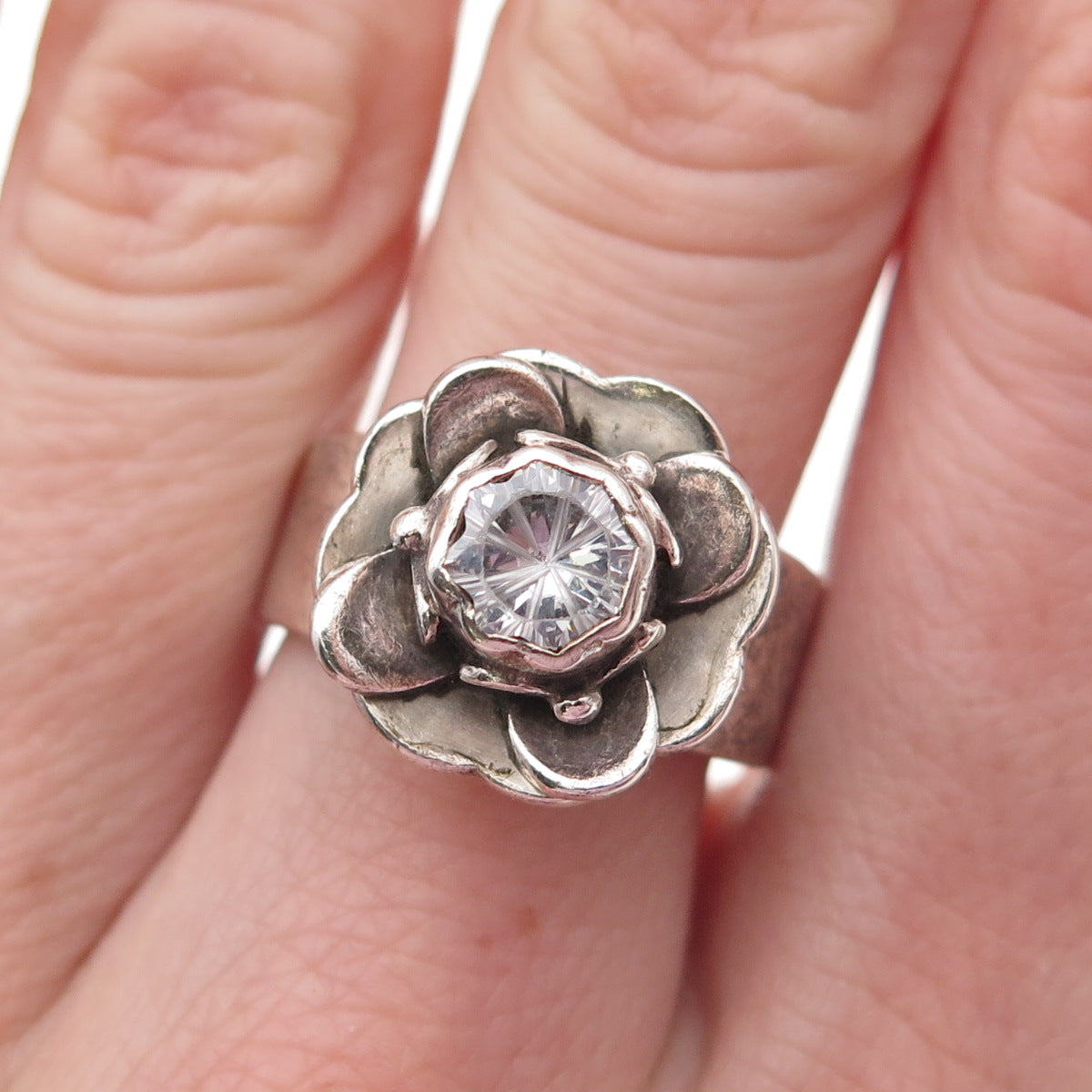 KumKum 925 Sterling Silver Vintage C Z Flower Oxidized Ring Size 7.5