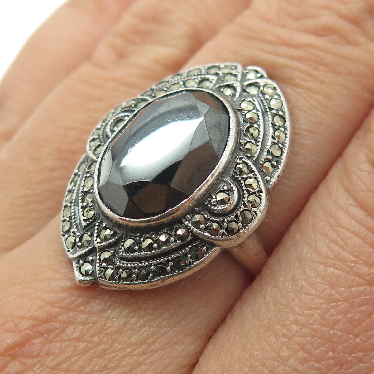 UNCAS 925 Sterling Silver Antique Real Hematite & Marcasite Gem Ring Size 6.25