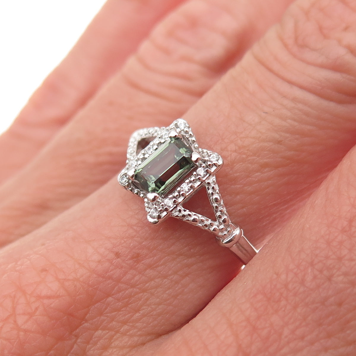 925 Sterling Silver Real Green Tourmaline & C Z Ring Size 7.25