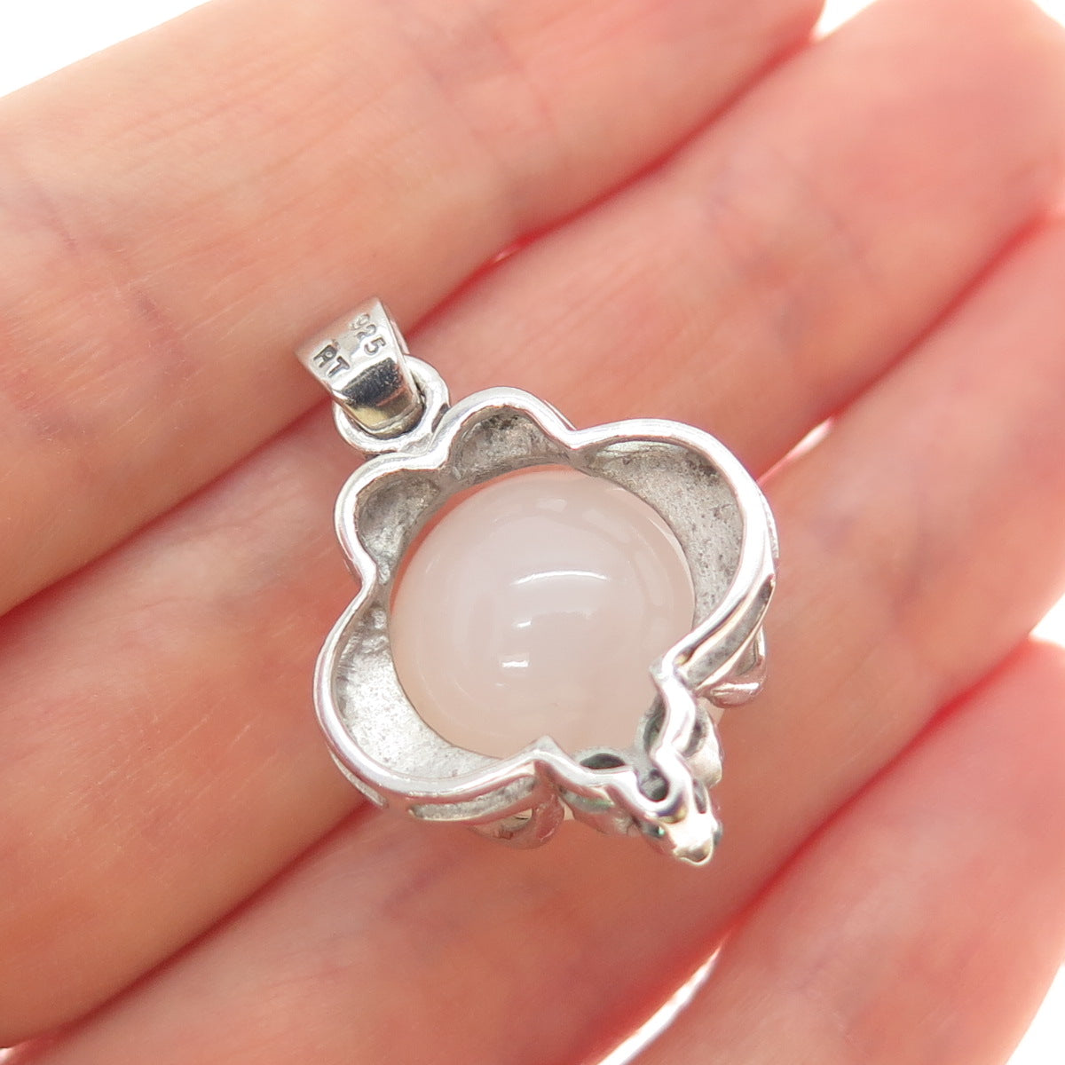 RT ROYAL TOUCH 925 Sterling Silver Vintage Real Chalcedony Emerald Charm Pendant