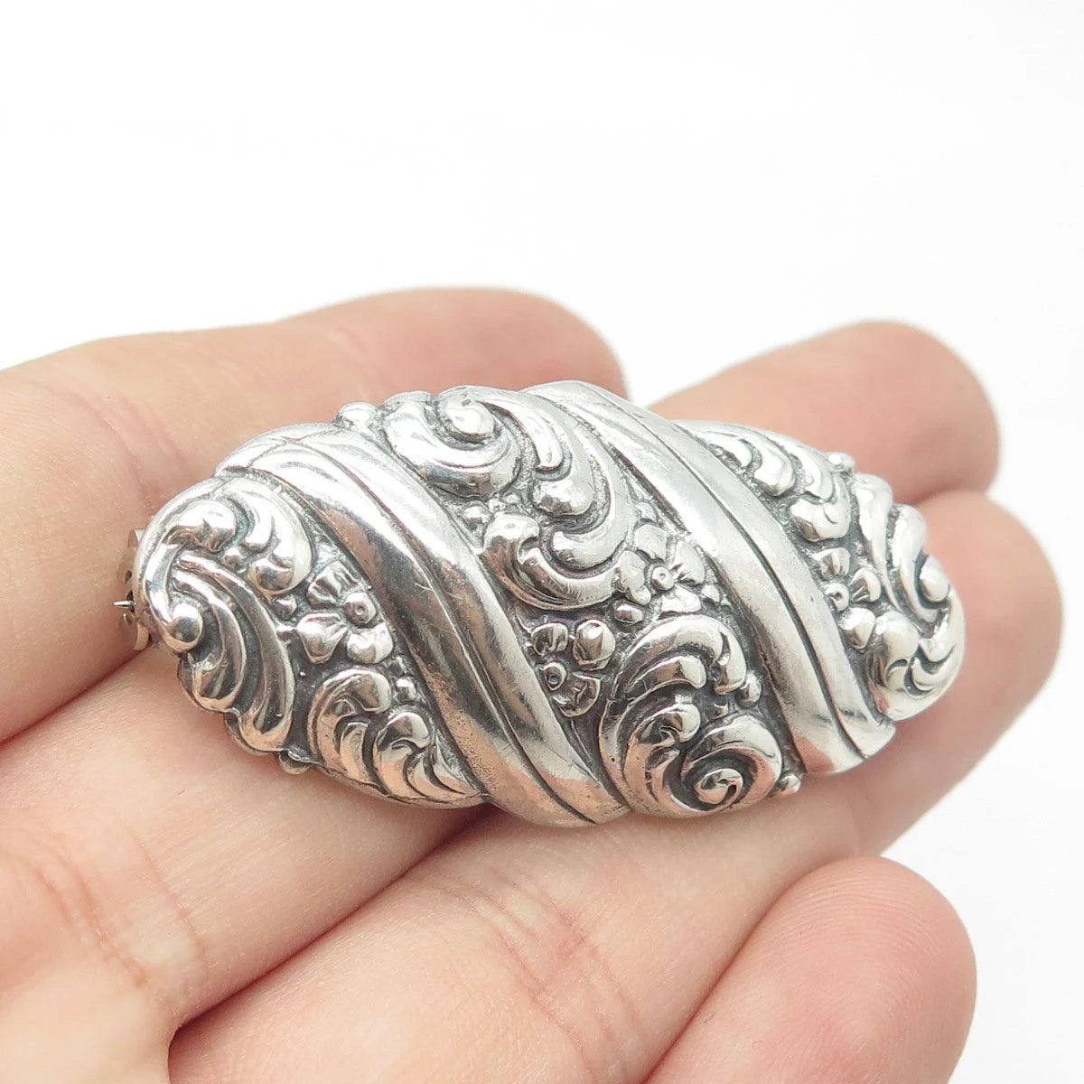 835 Silver Antique Art Deco Repousse Floral Twisted Pin Brooch
