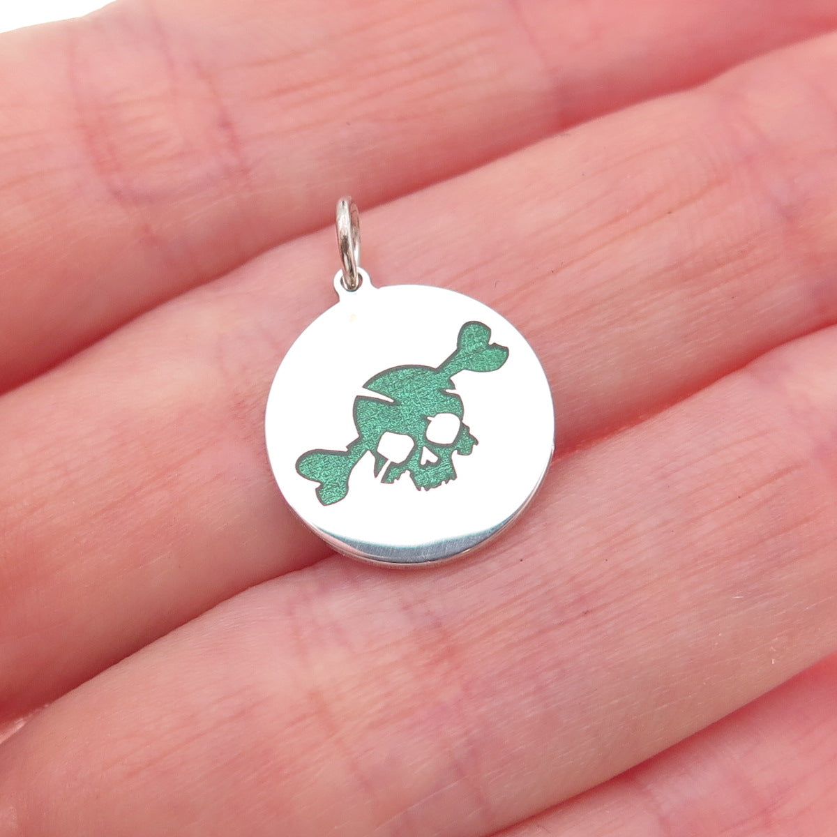 925 Sterling Silver Green Enamel Skull & Crossbone Charm Pendant