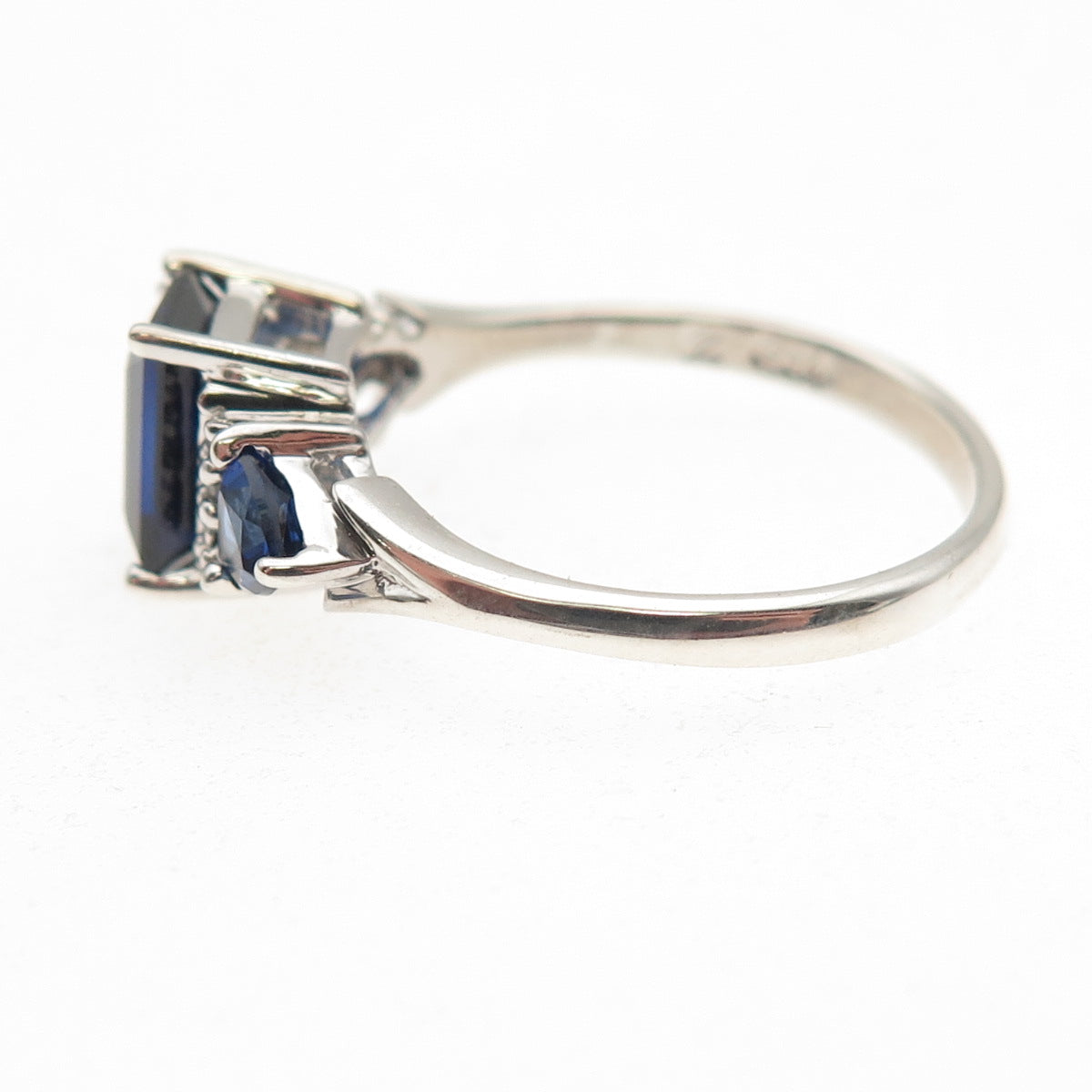925 Sterling Silver Real Diamond & Lab-Created Sapphire Ring Size 8.25