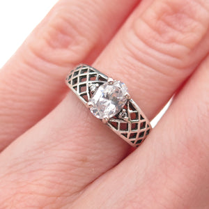 925 Sterling Silver Vintage Oval & Round-Cut C Z Oxidized Ring Size 5.25