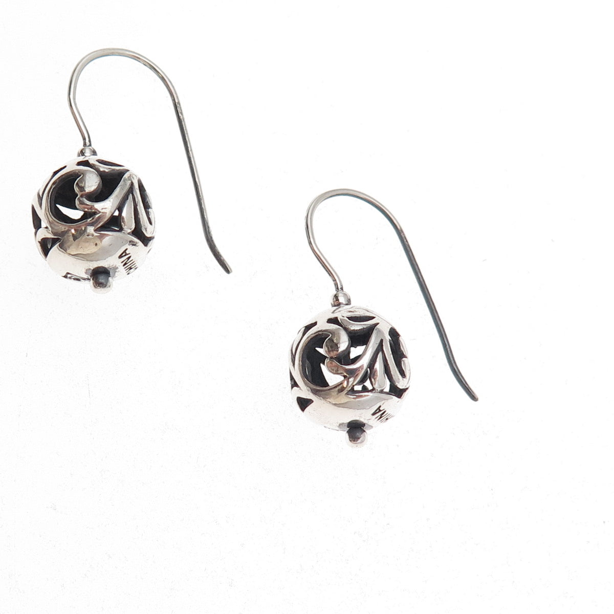 Silpada 925 Sterling Silver Vintage Simple Delight Ball Earrings