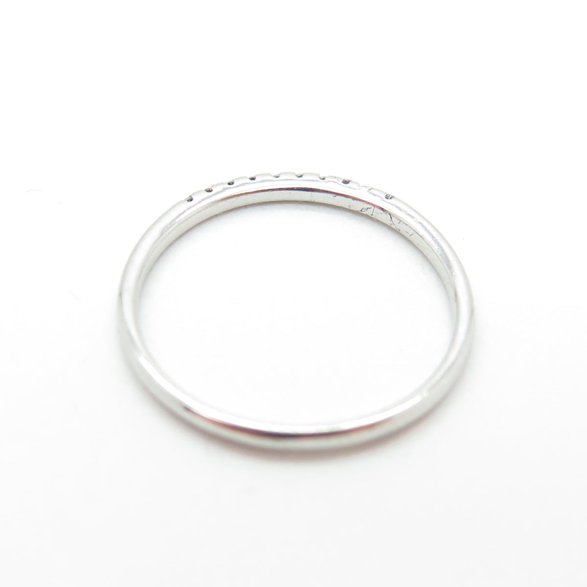 925 Sterling Silver Round-Cut Shaped C Z Band Ring Size 6