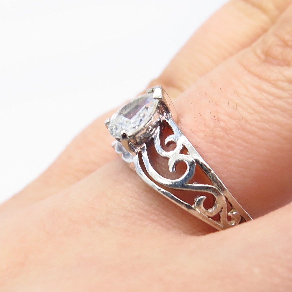 925 Sterling Silver Vintage HAN C Z Swirl Ring Size 7