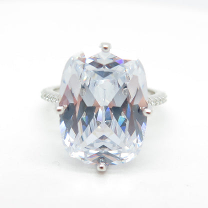 925 Sterling Silver Oval-Cut Shaped C Z Ring Size 6