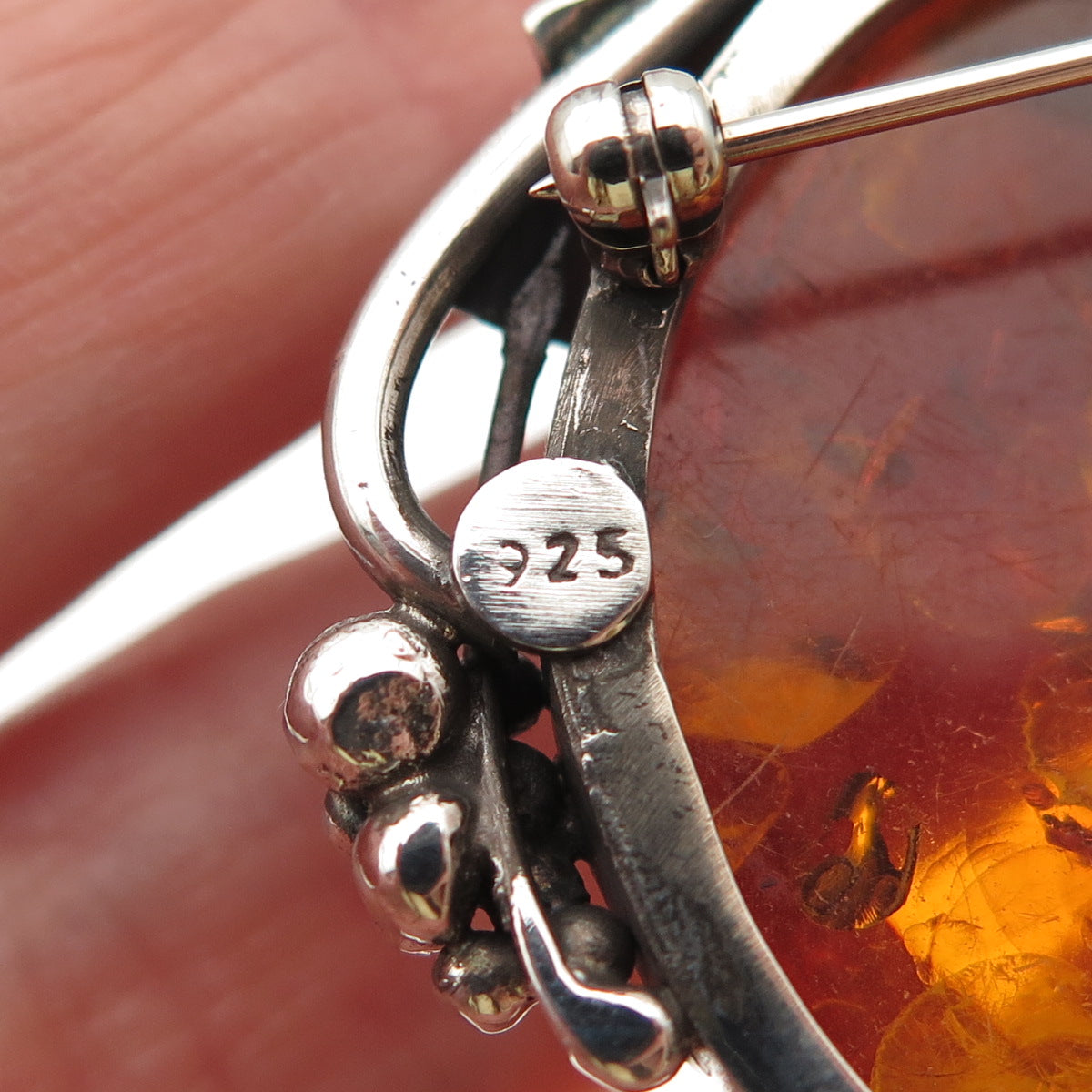 925 Sterling Silver Vintage Real Amber Modernist Floral Oxidized Pin Brooch
