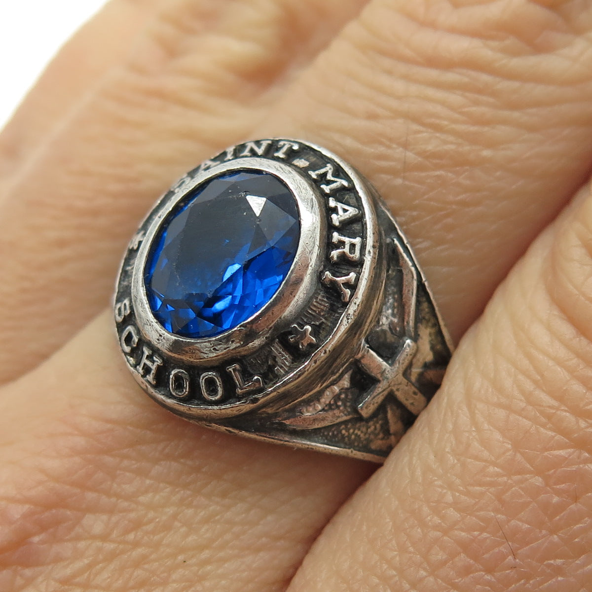 925 Sterling Vintage 1972 Lab-Created Sapphire Saint Mary School Ring Size 9.5