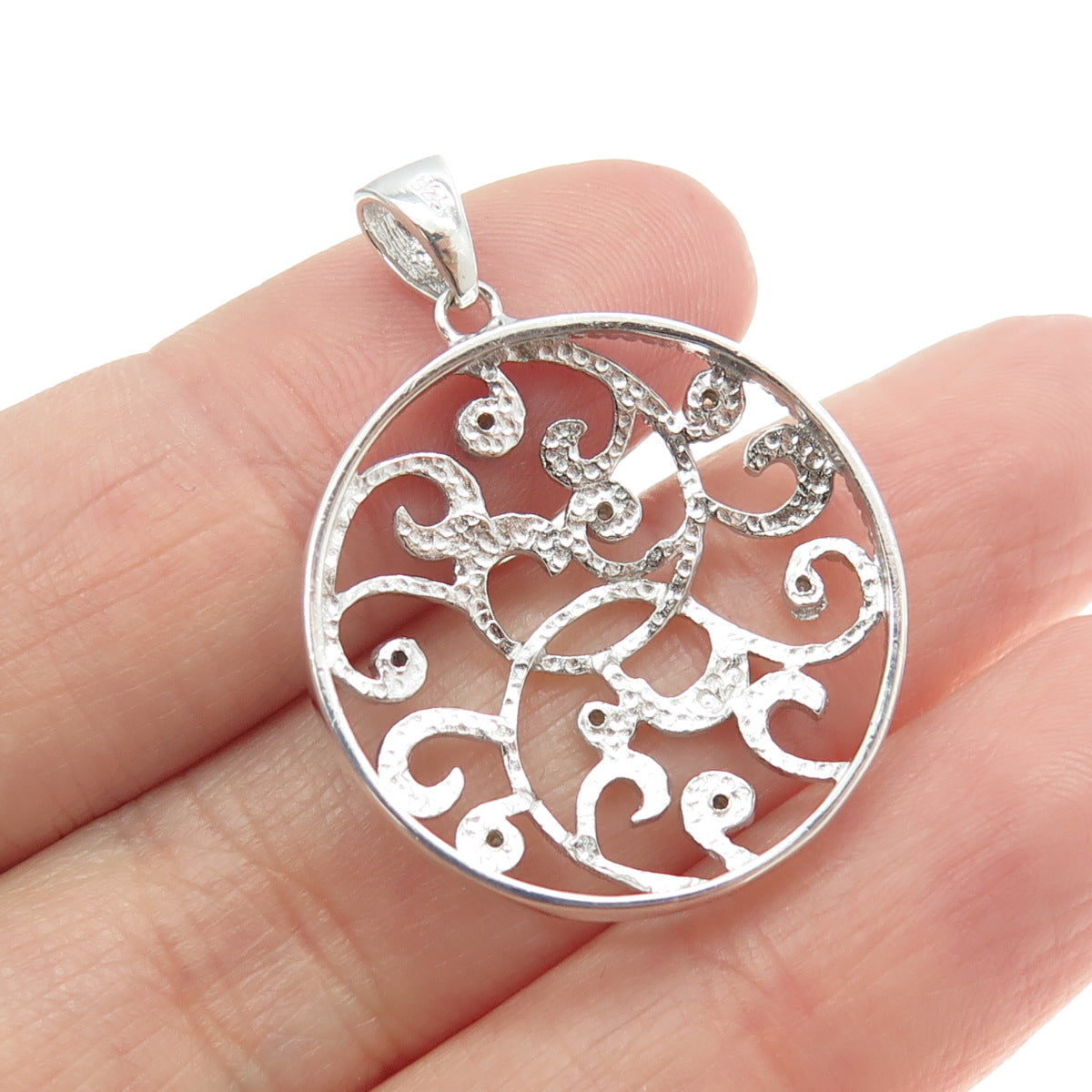 925 Sterling Silver Real Round-Cut Diamond Ornate Round Pendant