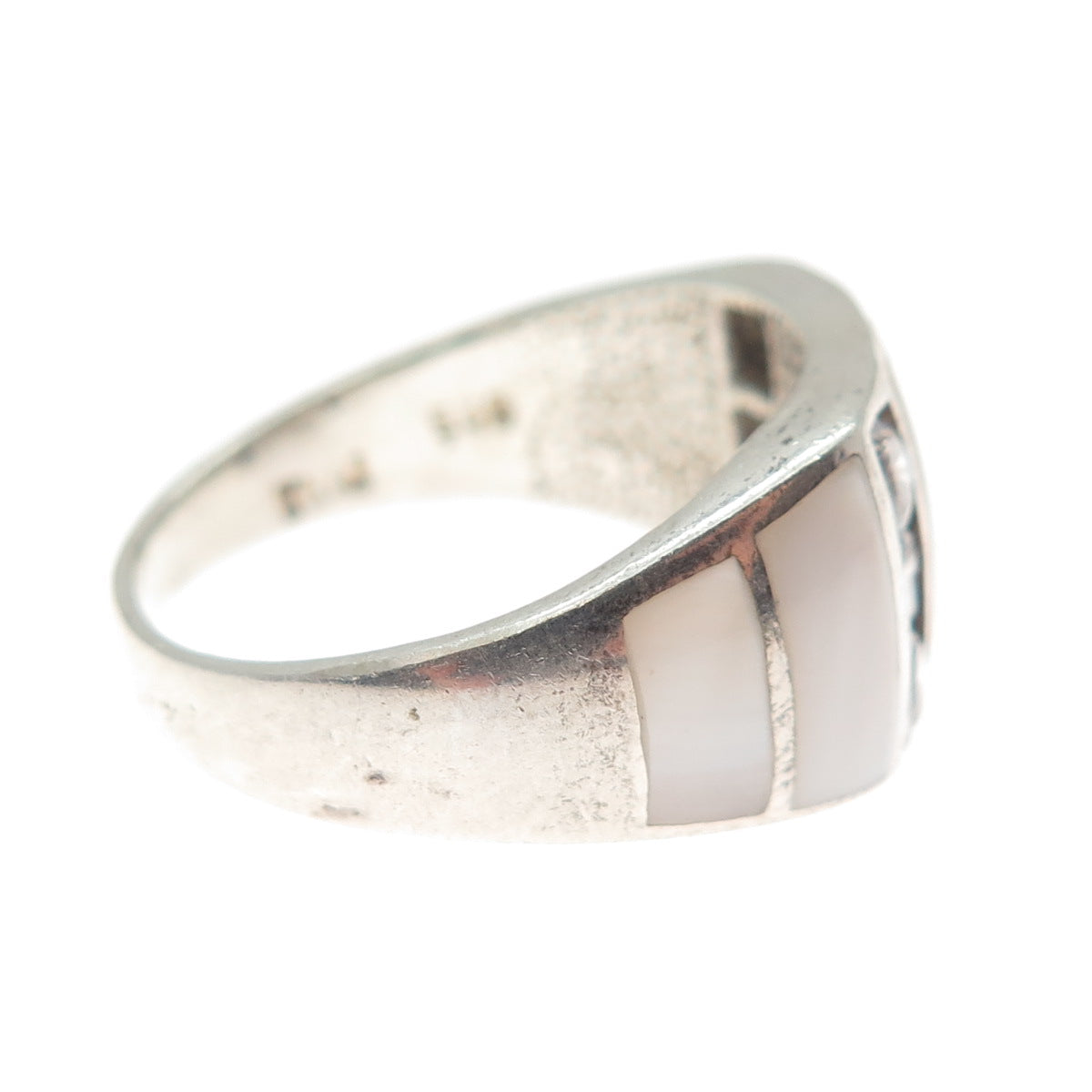 925 Sterling Silver Vintage Real MOP & Round-Cut C Z Ring Size 8