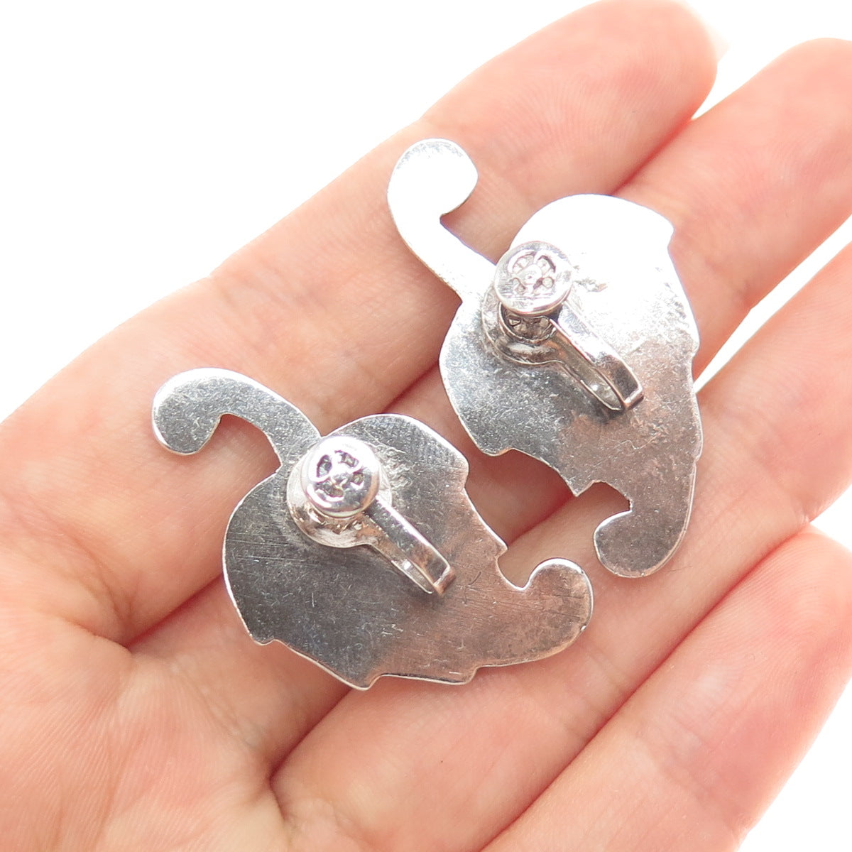 925 Sterling Silver Vintage Mexico Floral Leaf Oxidized Screw Back Earrings
