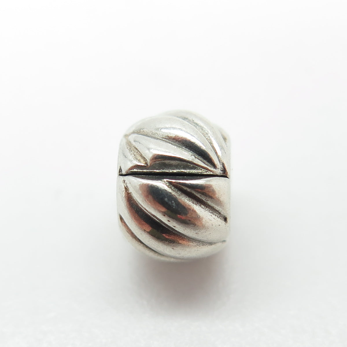 PANDORA 925 Sterling Silver Polished Feathered Clip Charm