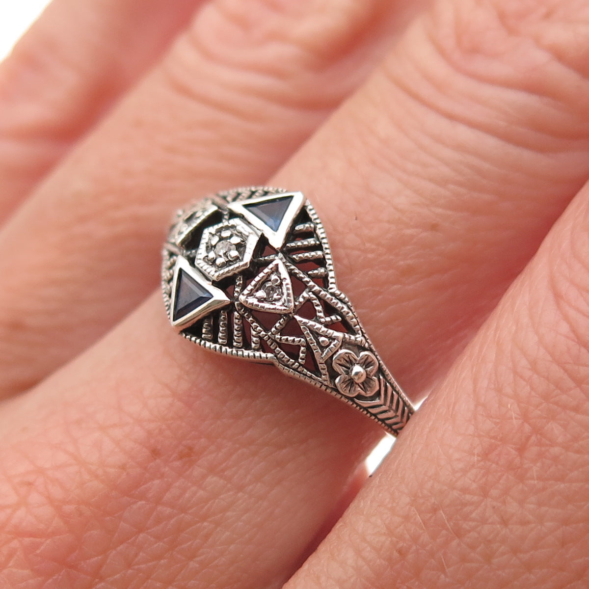 925 Sterling Silver Vintage Real Diamond & Sapphire Oxidized Ring Size 8.25