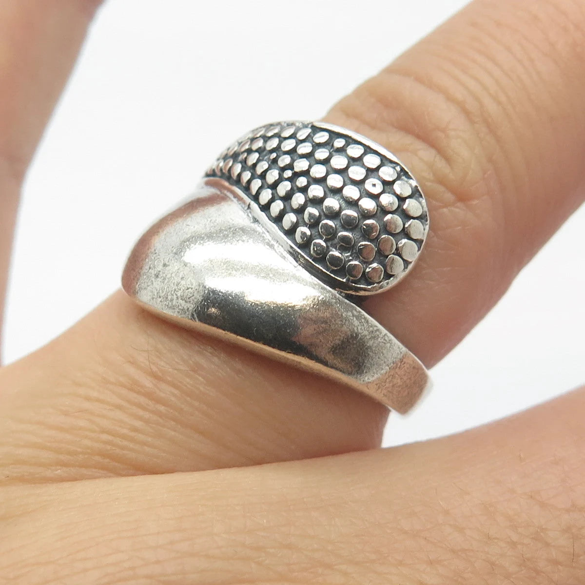 925 Sterling Silver Vintage Dotted Overlap Ring Size 6.25
