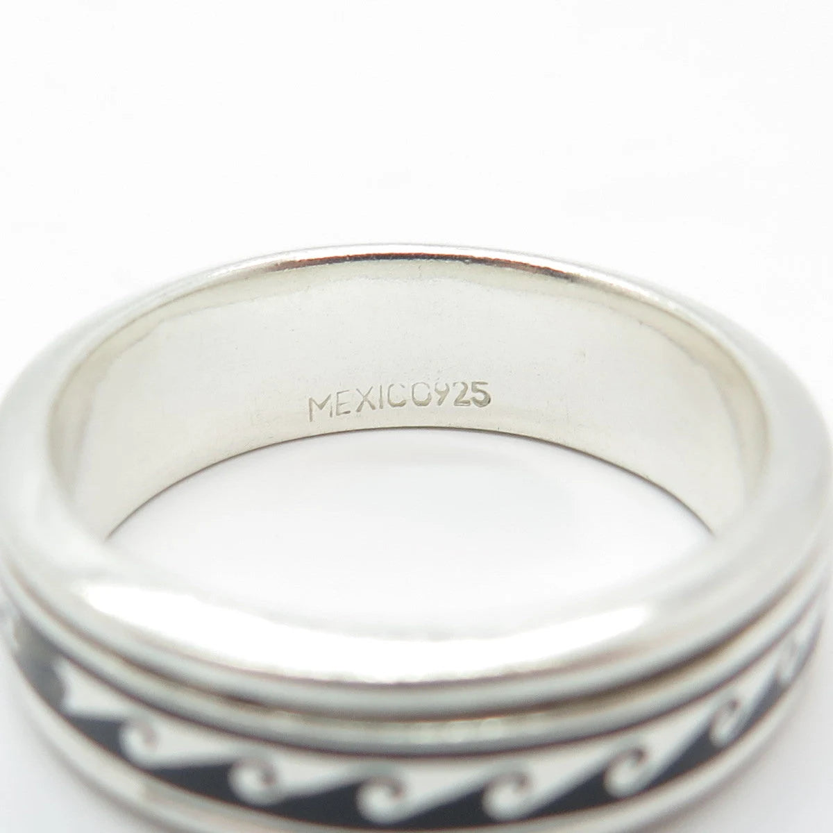 925 Sterling Silver Vintage Mexico Enamel Water Pattern Band Ring Size 13.25
