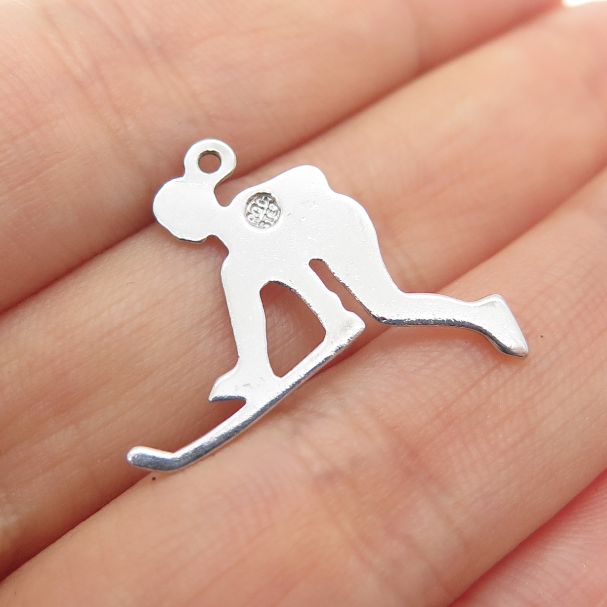 RQC REMBRANDT 925 Sterling Silver Vintage Hockey Player Charm Pendant