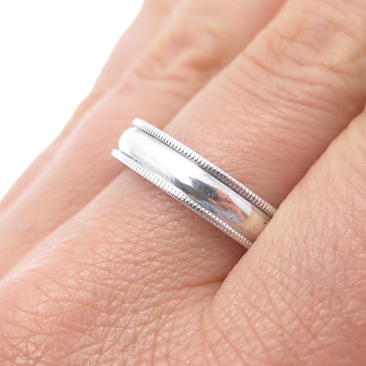 925 Sterling Silver Vintage Band Ring Size 9.75