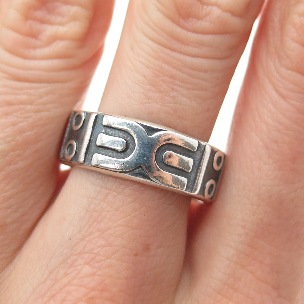 925 Sterling Silver Vintage Mexico Tribal Symbol Oxidized Band Ring Size 9.5