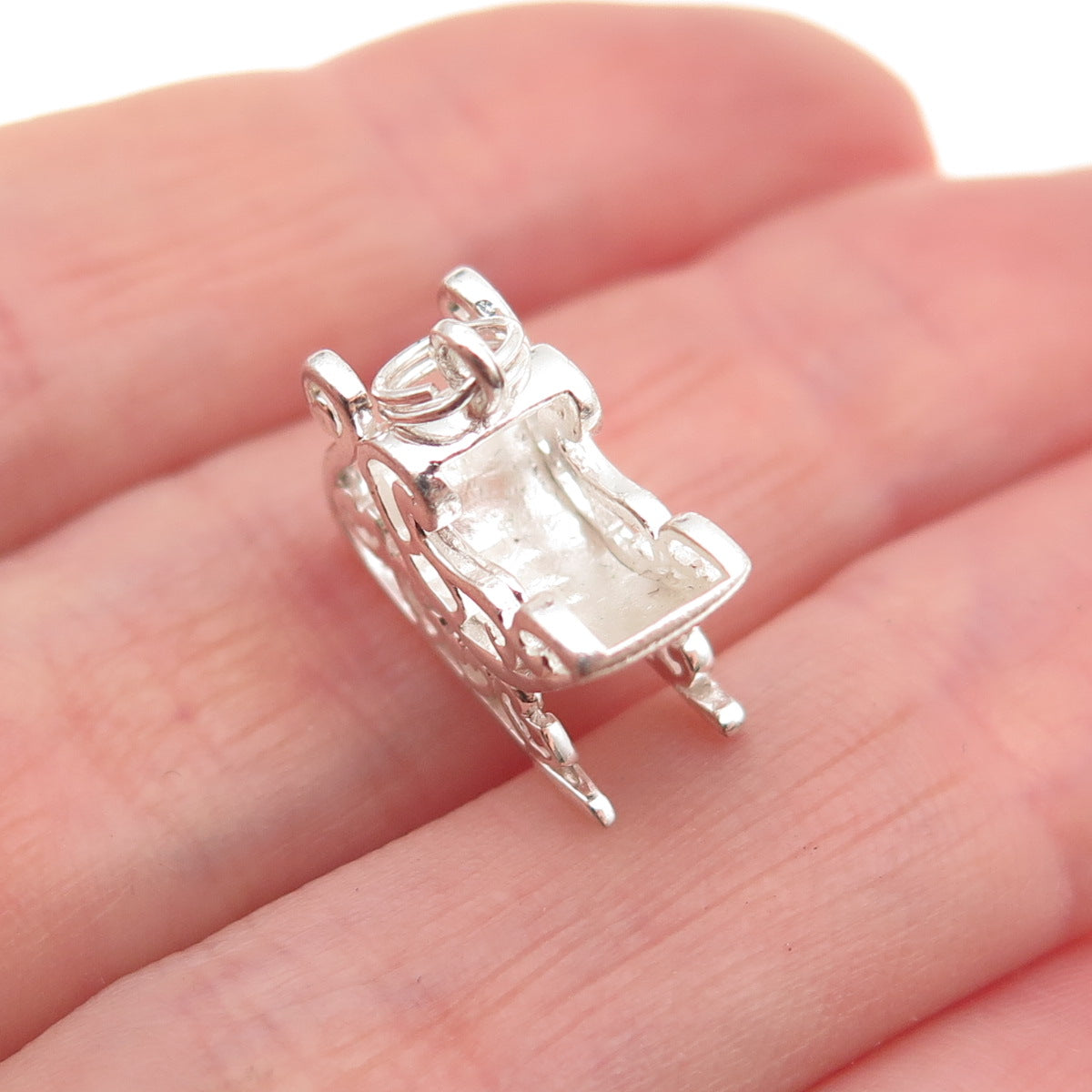 Jezlaine 925 Sterling Silver Vintage Santa's Sleigh 3D Charm Pendant