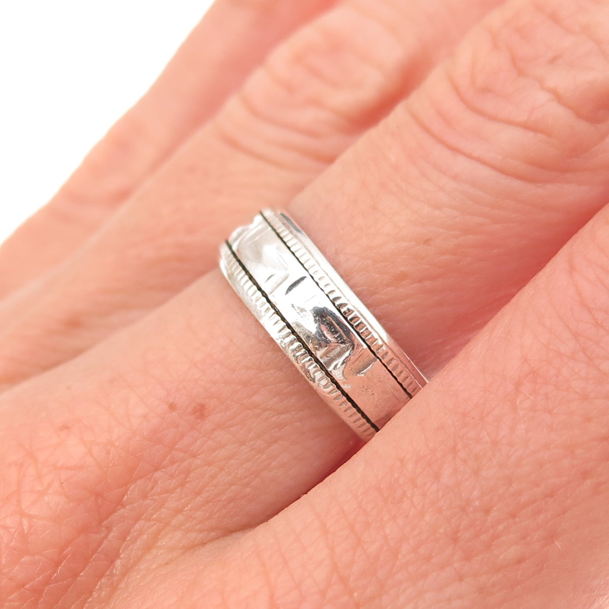 925 Sterling Silver Vintage Maze Rotating Oxidized Band Ring Size 7.5
