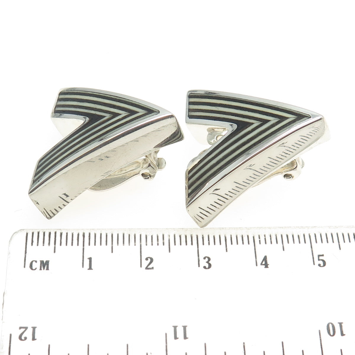 925 Sterling Silver Vintage VSS Enamel Modernist "V" Clip On Earrings