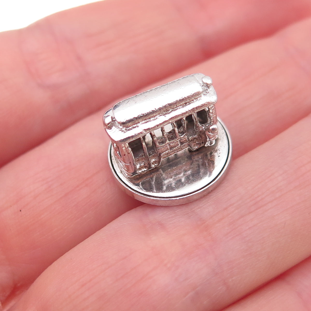 925 Sterling Silver Vintage Cable Car 3D Charm Pendant