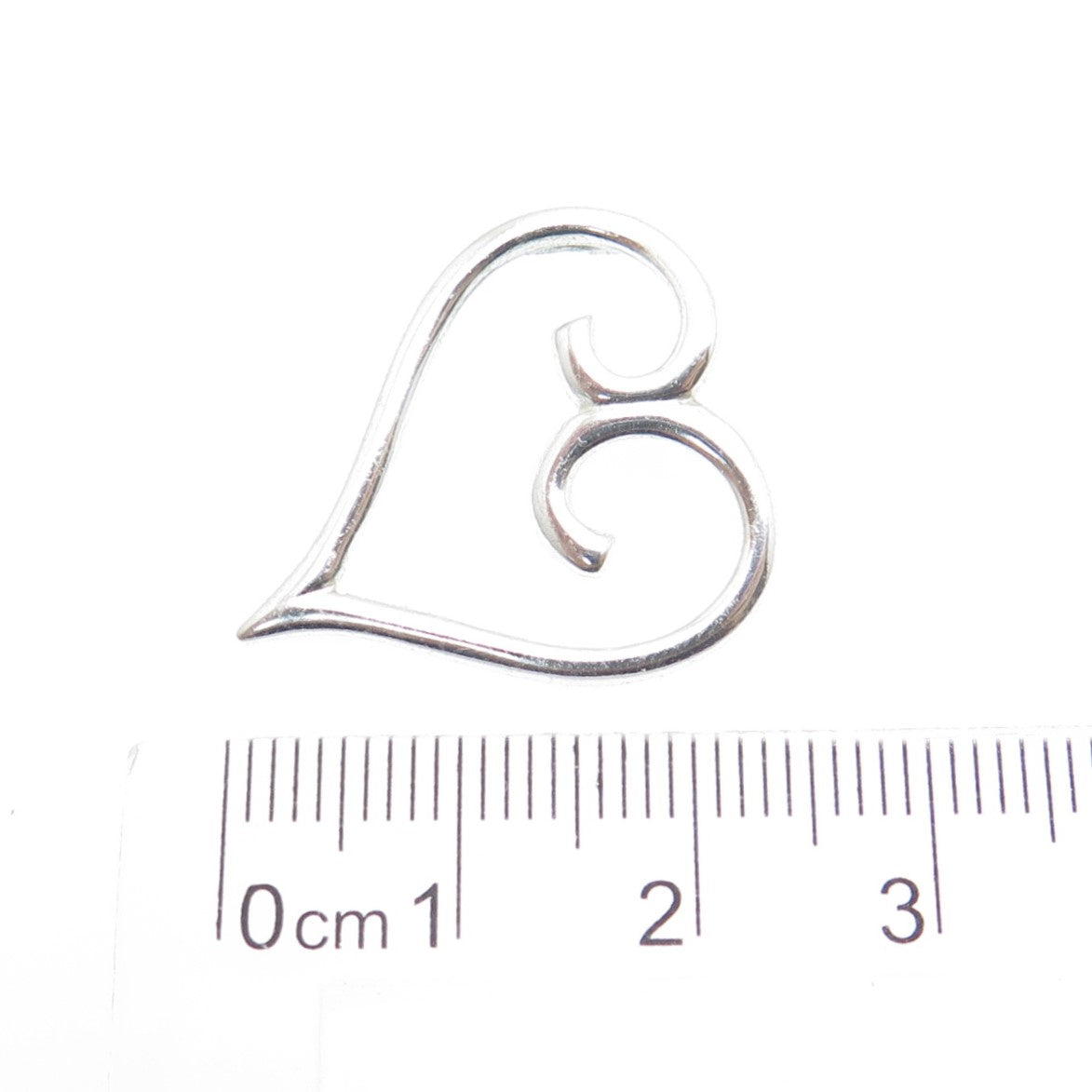 925 Sterling Silver Vintage Swirl Heart Pendant