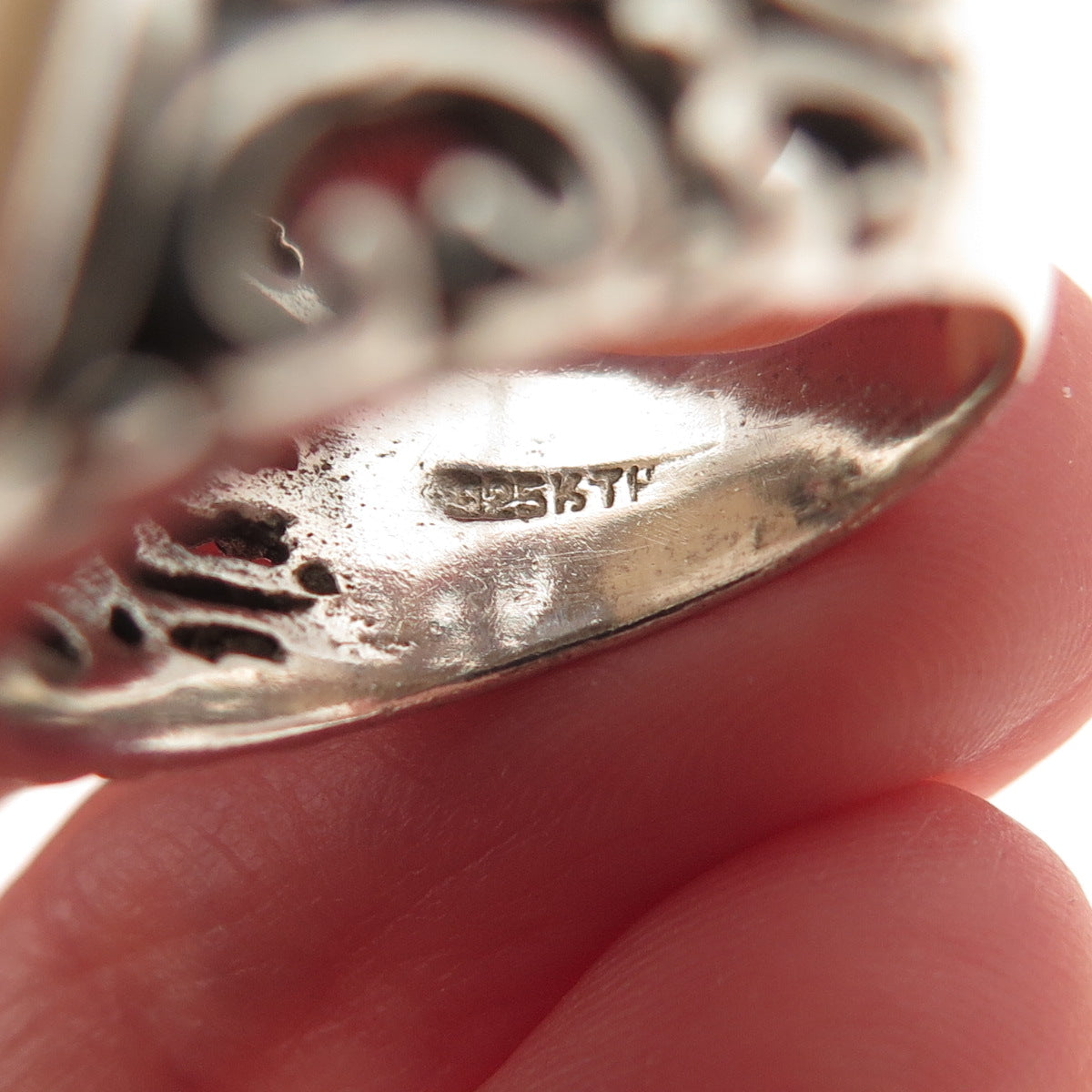Ken Crafts 925 Sterling Silver Vintage Real MOP Oxidized Ring Size 6