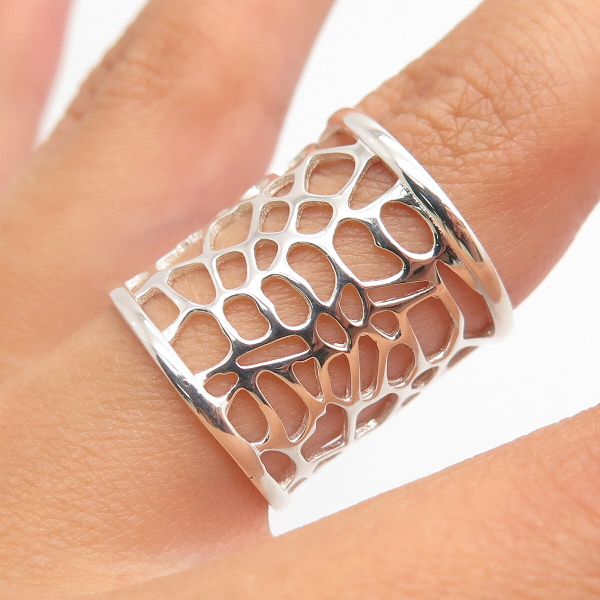 925 Sterling Silver Vintage Cutout Wide Band Ring Size 6
