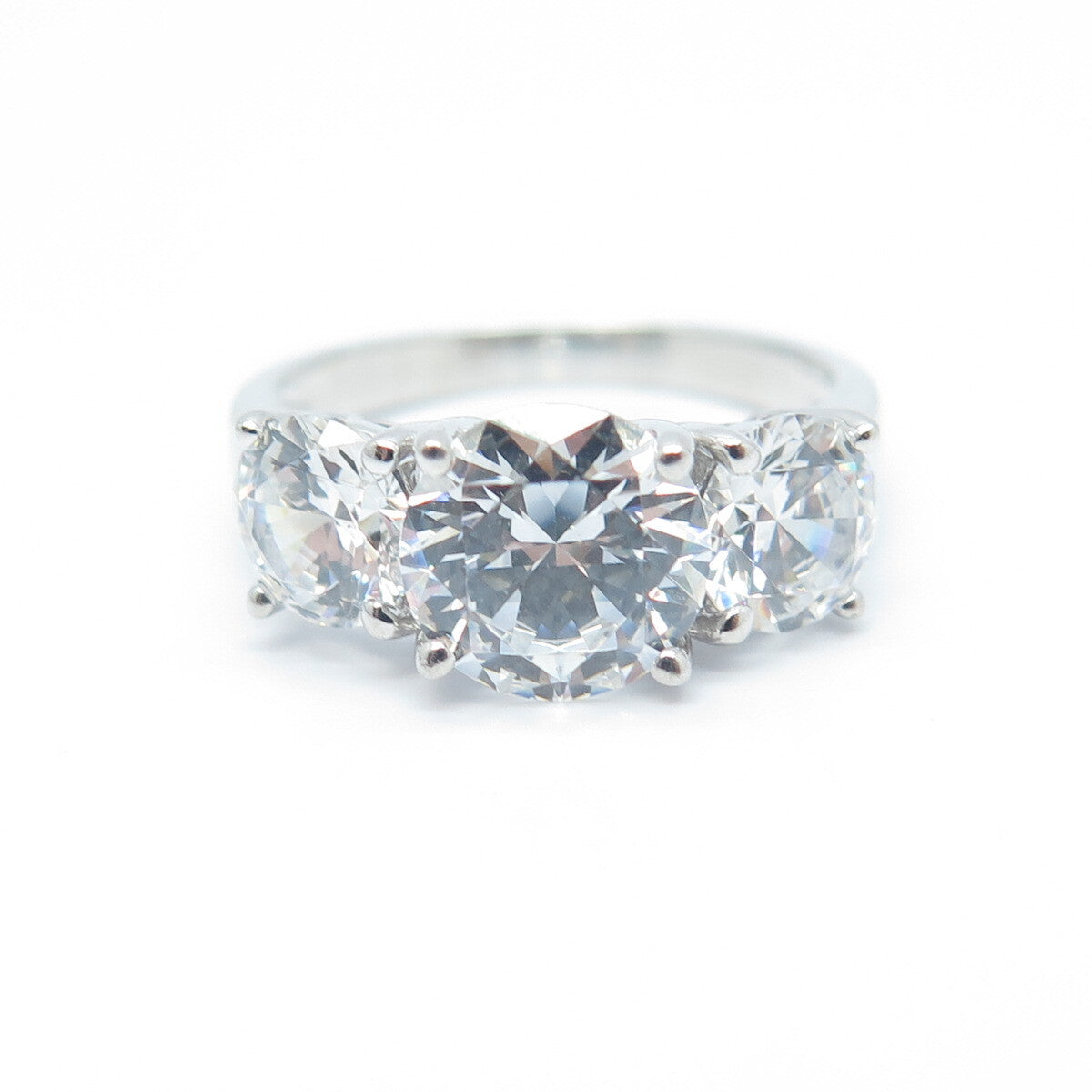 925 Sterling Silver Round-Cut Shaped C Z Ring Size 7.25