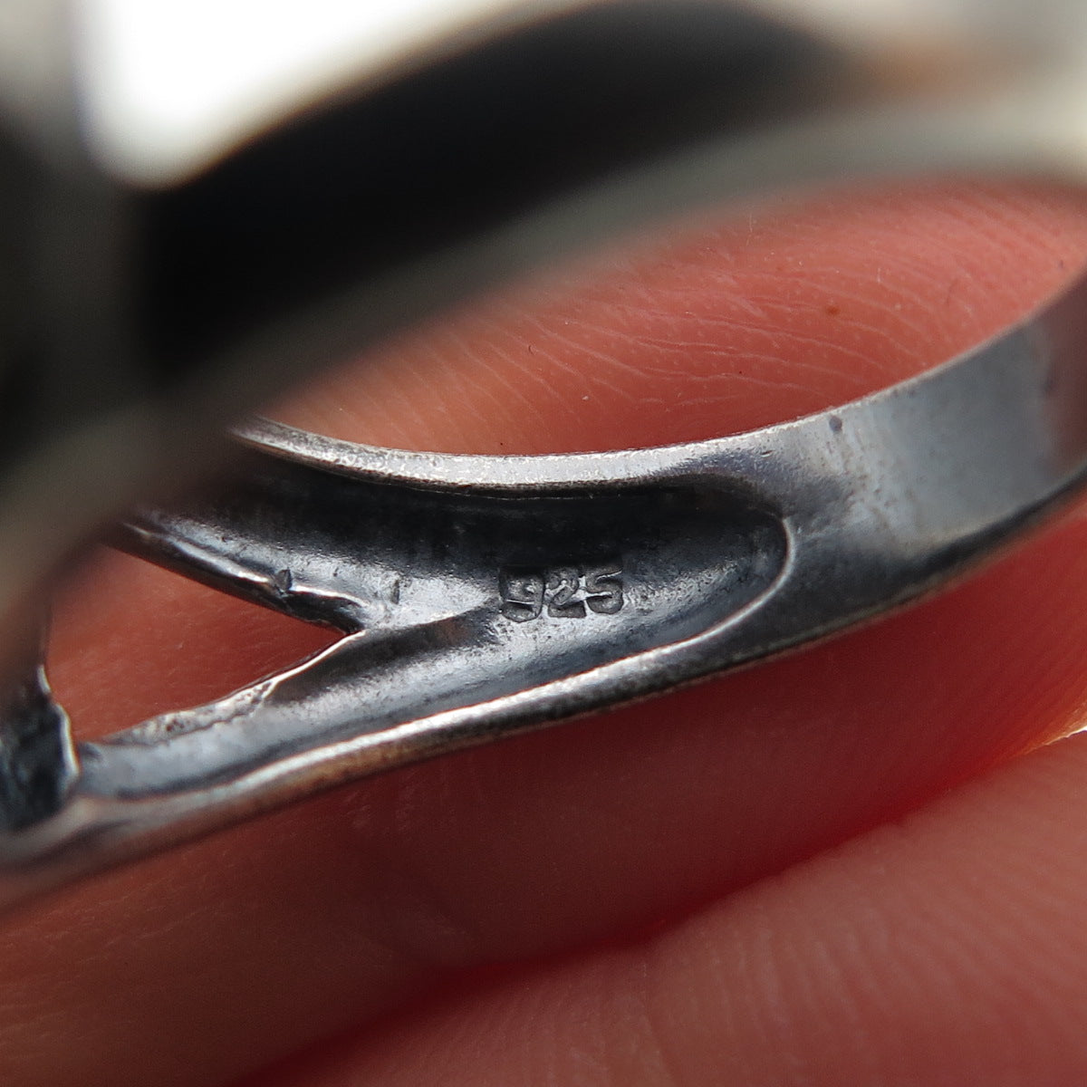 925 Sterling Silver Vintage Modernist Nugget Heart Oxidized Ring Size 8
