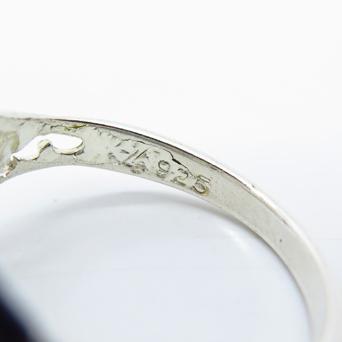 925 Sterling Silver Vintage Swirl Ring Size 8