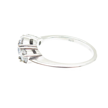 925 Sterling Silver Round-Cut Shaped C Z 3-Stone Ring Size 7
