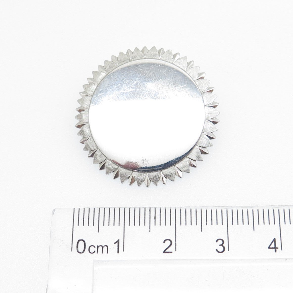 LAMODE 925 Sterling Silver Vintage Engravable Sun / Flower Pin Brooch