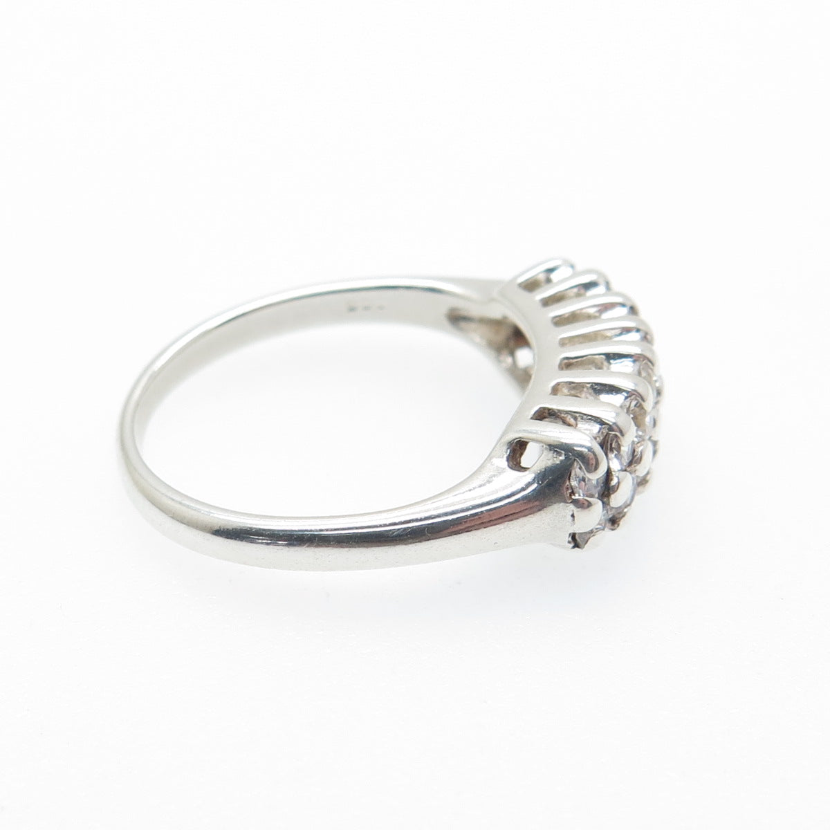 925 Sterling Silver Round-Cut C Z Cluster Ring Size 6.75