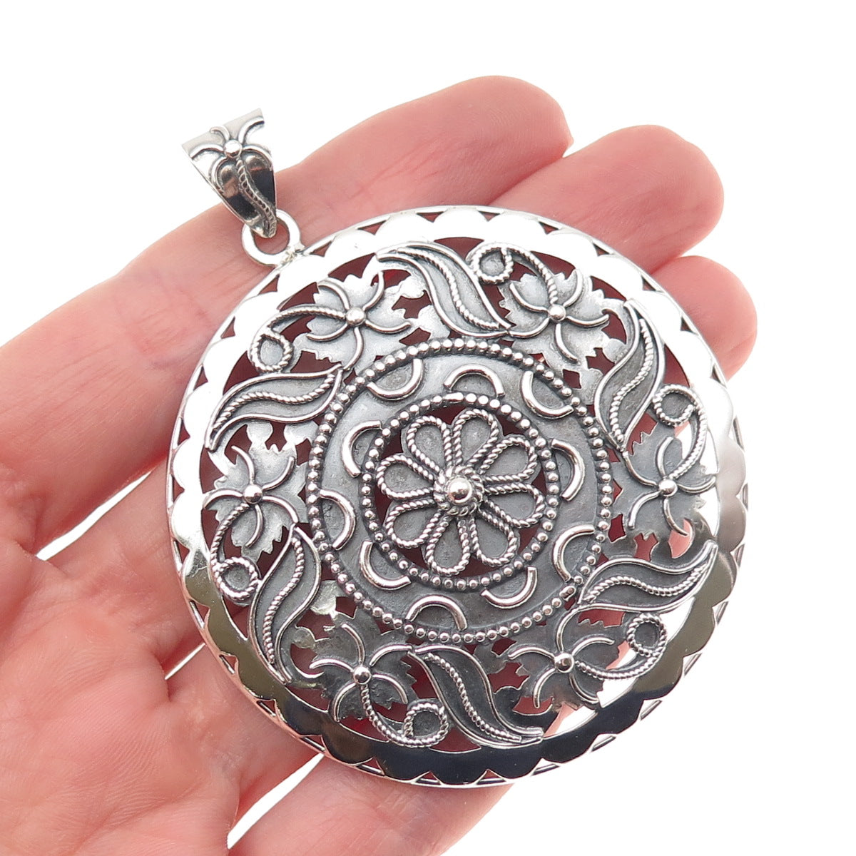 DP Doug Paulus 925 Sterling Silver Vintage Floral Disc Oxidized Pendant
